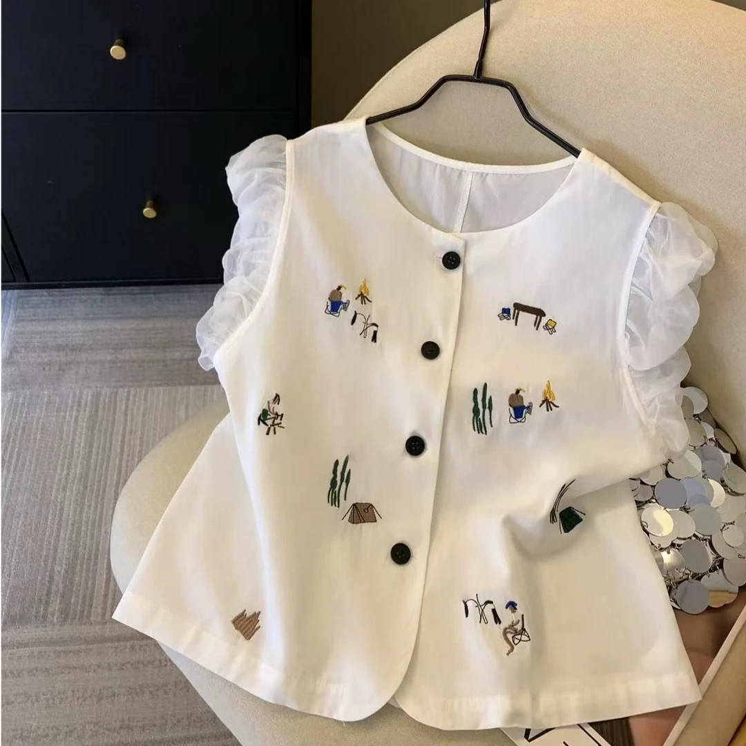 韩版卡通刺绣圆领飞飞袖衬衫女夏季新款甜美减龄显瘦气质小衫001