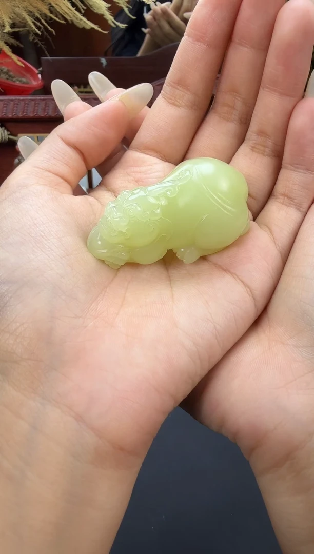 未镶嵌和田玉挂件和田玉