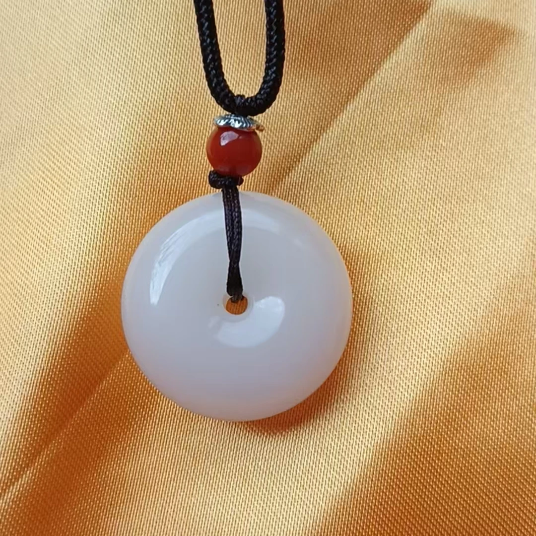 {小李总甄选}时尚吊坠