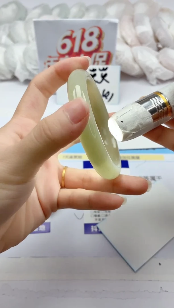 石英质玉手镯未镶嵌18/60.1多样性发货D