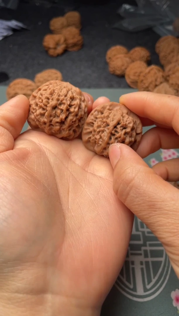 把件文玩核桃w212   秦闷37尺