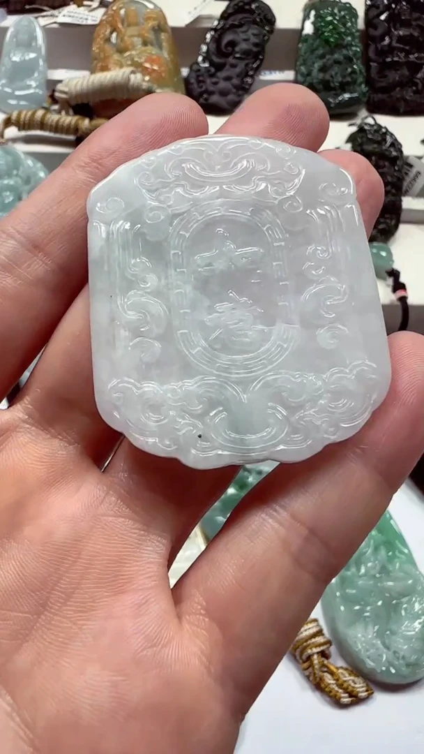 翡翠未镶嵌吊坠(不含链)天然缅甸A货翡翠