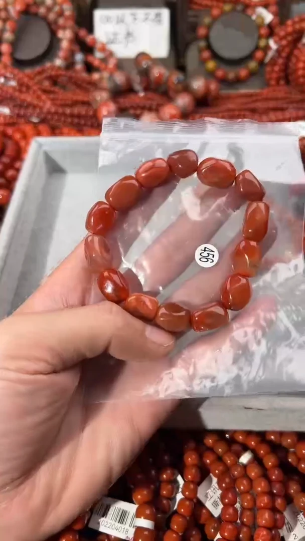南红玛瑙手串未镶嵌1