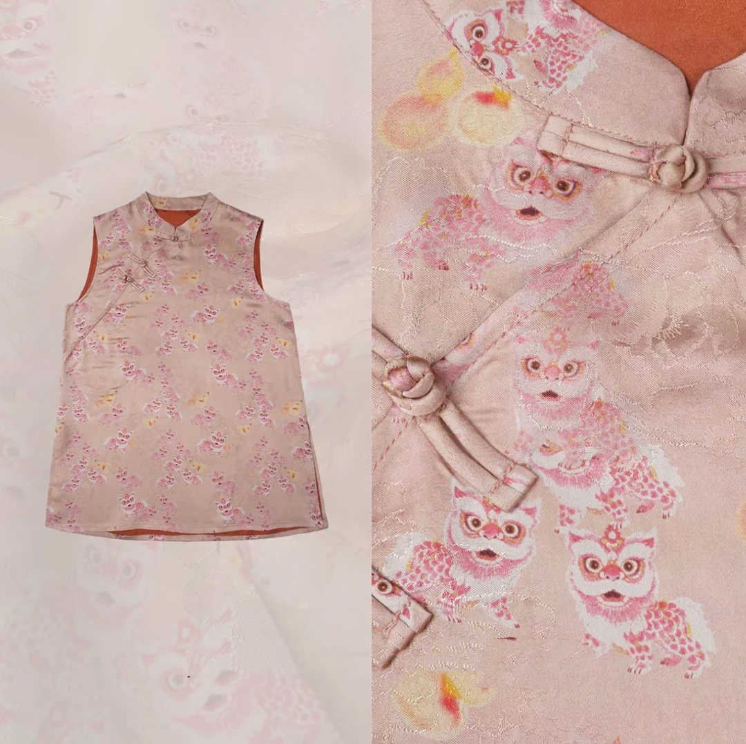 人间  灰粉醒狮  特种提花减龄上衣新中式女士