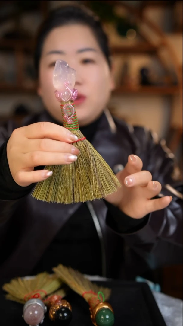 未镶嵌珠宝半成品水晶原石头头扫把D551