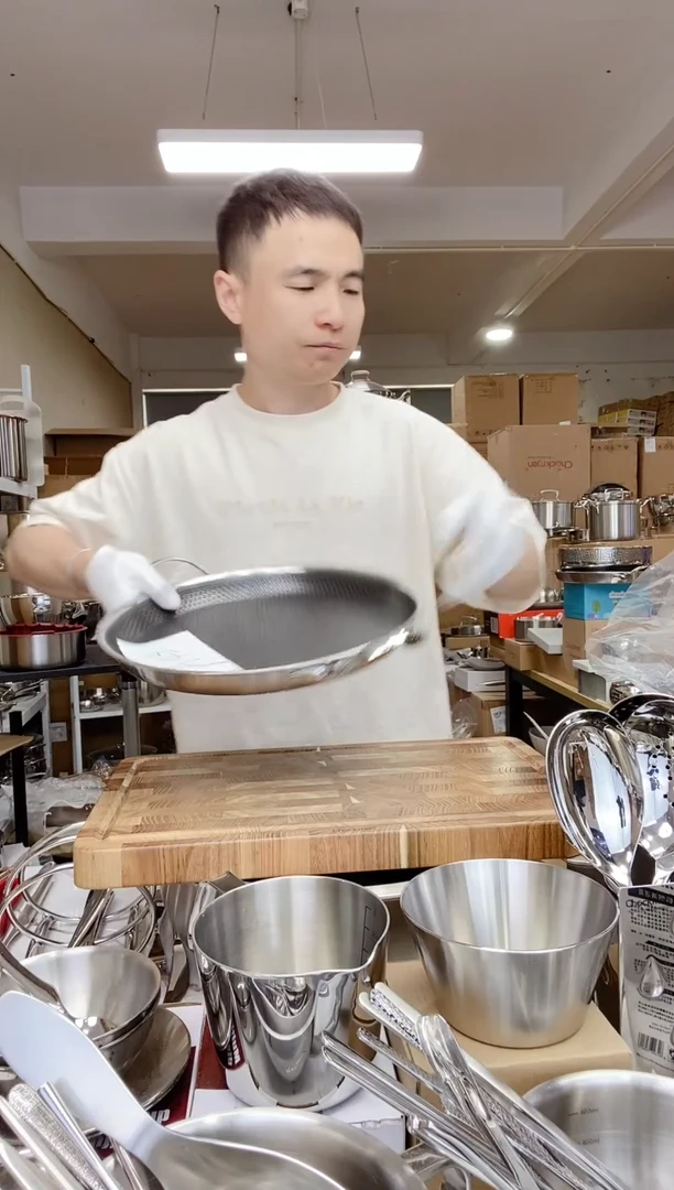 不锈钢A43 微瑕卓德铭32cm烤盘