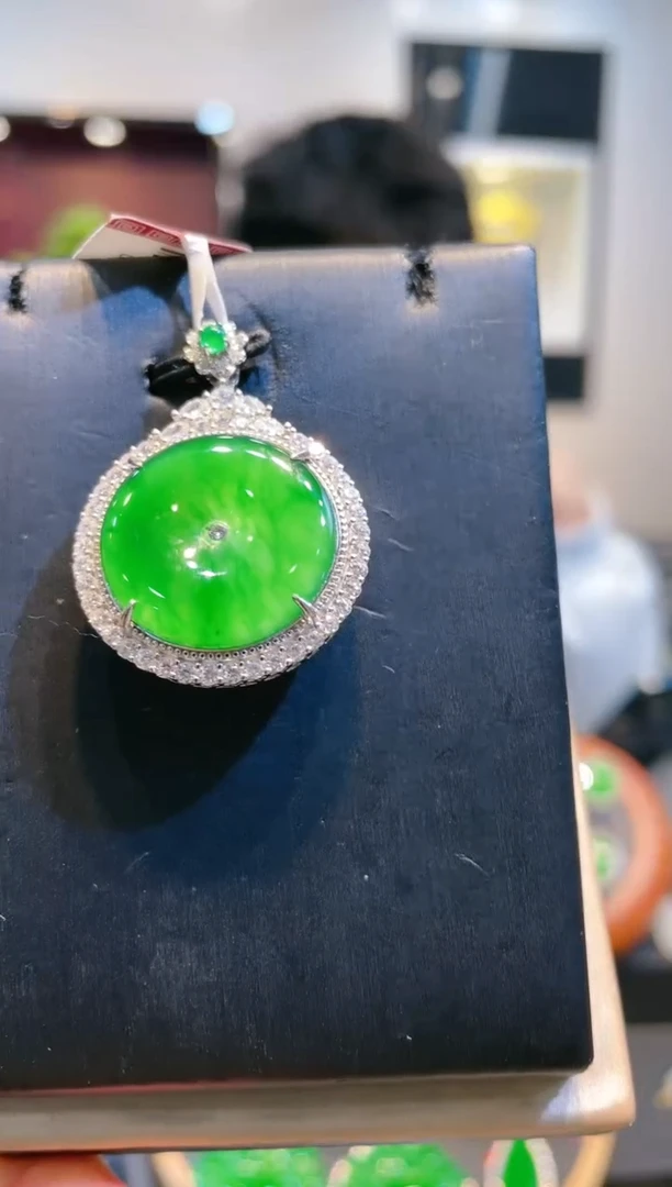 【闪购商品】翡翠颈饰银S925镶嵌A43天然A货翡翠吊坠（不含链）