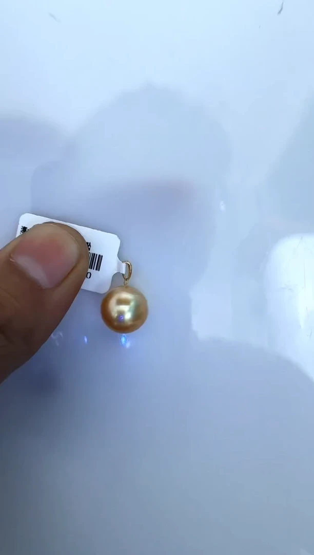 【闪购商品】海水珍珠颈饰18K金镶嵌吊坠