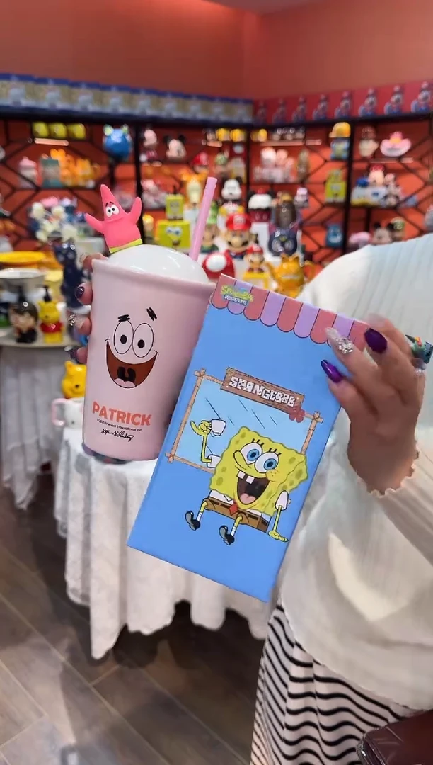 瓷片@@派大星粉色陶瓷带盖吸管杯