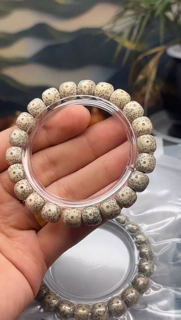 星月菩提吊坠糯冰 同枝果10*9