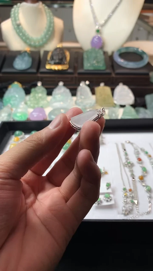 颈饰银S925镶嵌翡翠?****?  5055-S925银