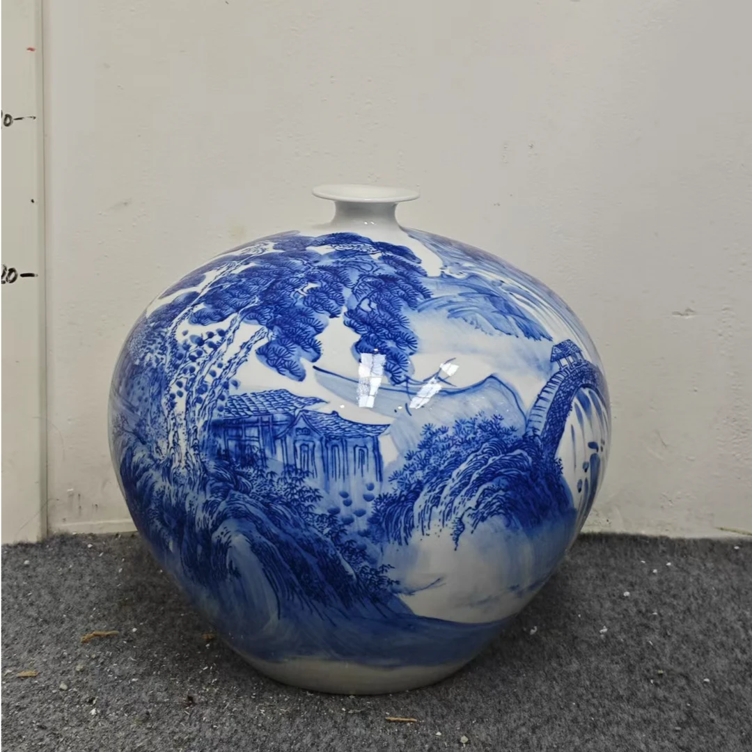 景德镇青花溪山秋晴小石榴瓶