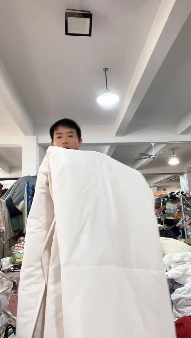 长绒棉A27羊毛床垫180*200有瑕疵