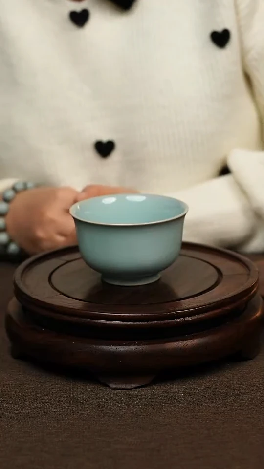 瓷片天青色全手压手杯150ml微瑕不带礼盒