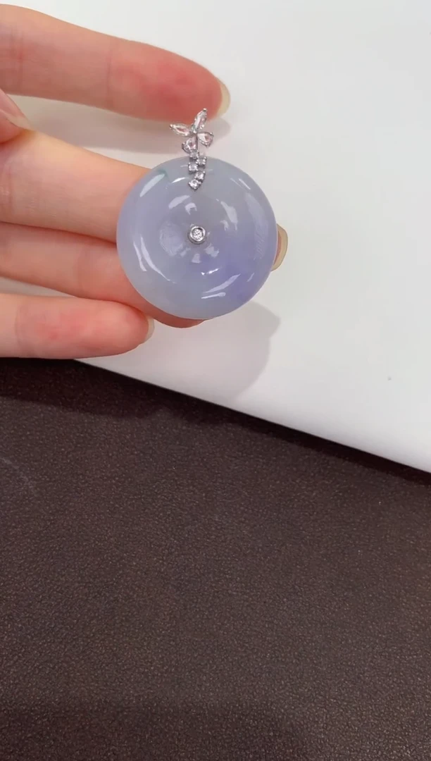 翡翠18K金镶嵌颈饰天然缅甸a货翡翠