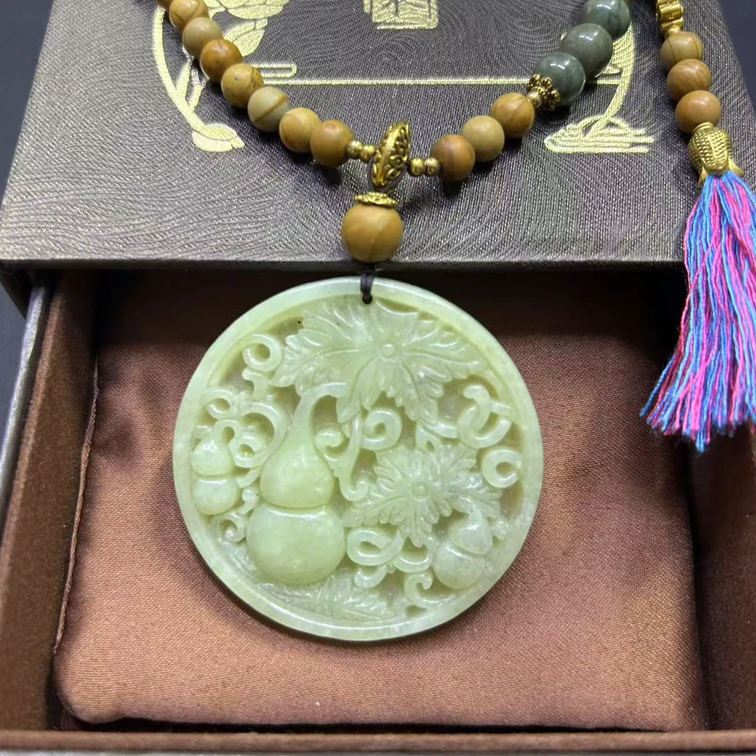 和田玉 葫芦双面工艺雕工 挂件颈饰