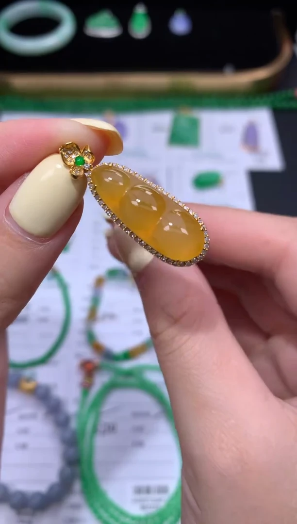 18K金镶嵌定制翡翠48小时鉴赏期 退货不扣服务费