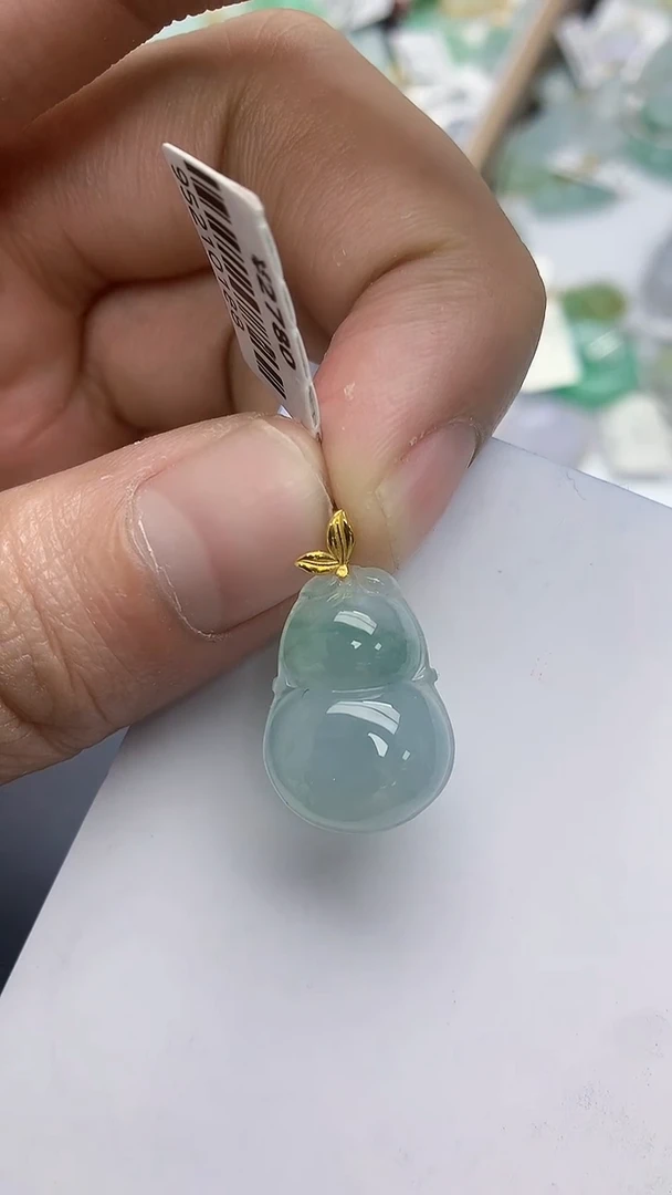 颈饰18K金镶嵌翡翠天然缅甸A货百元以上9元证书费自理