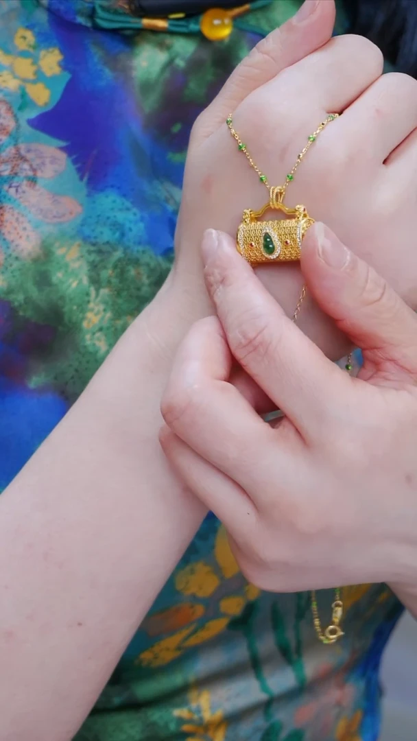 翡翠银S925镶嵌吊坠(赠链)16【】