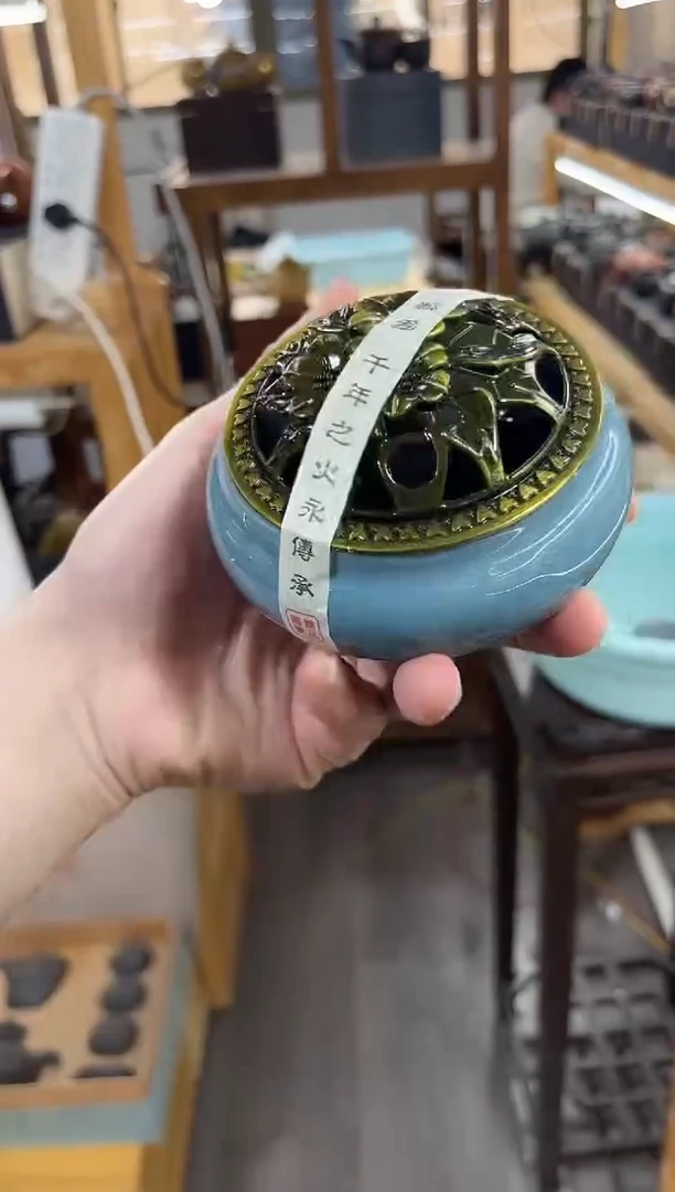 瓷片11111111111蓝色香炉