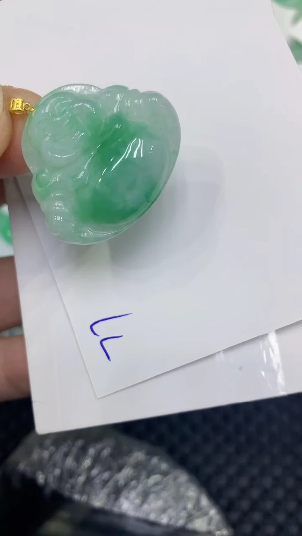 颈饰18K金镶嵌翡翠缅甸A货翡翠