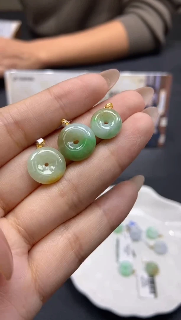 【闪购商品】翡翠颈饰未镶嵌天然翡翠A货22多样性发一