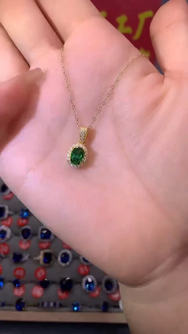 【闪购商品】透辉石吊坠赠链银S925镶嵌1111