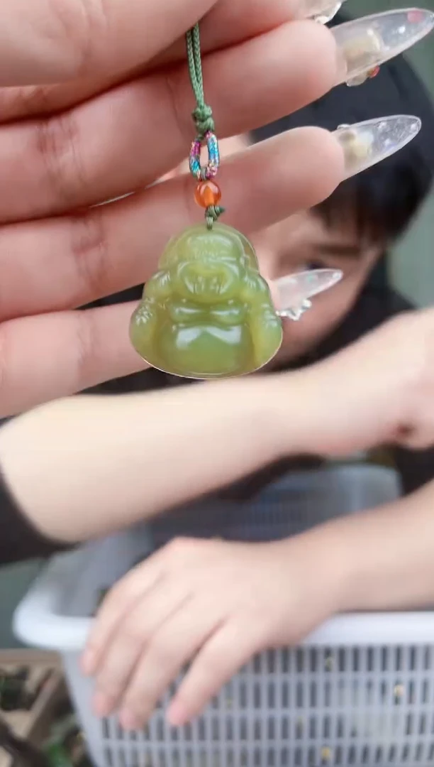 【闪购商品】和田玉挂件未镶嵌拍一发一，多样性发货！