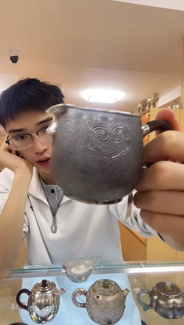 古悦足银999公道杯