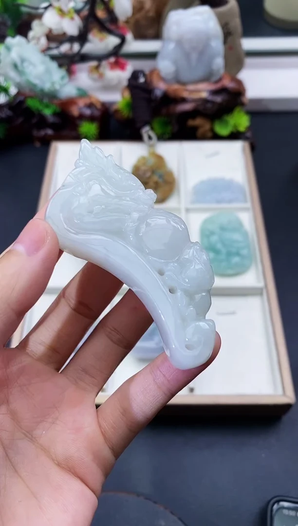 颈饰未镶嵌翡翠天然缅甸A货翡翠