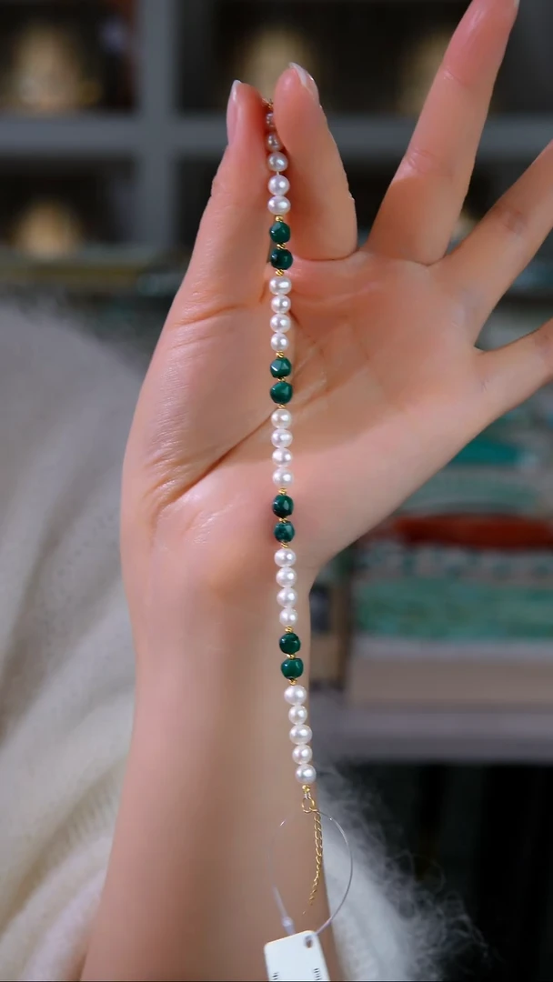 18K金镶嵌绿松石手链1