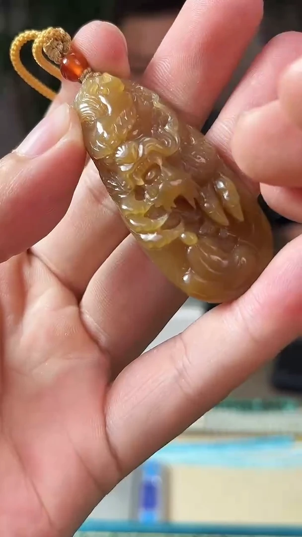 和田玉未镶嵌颈饰颈饰