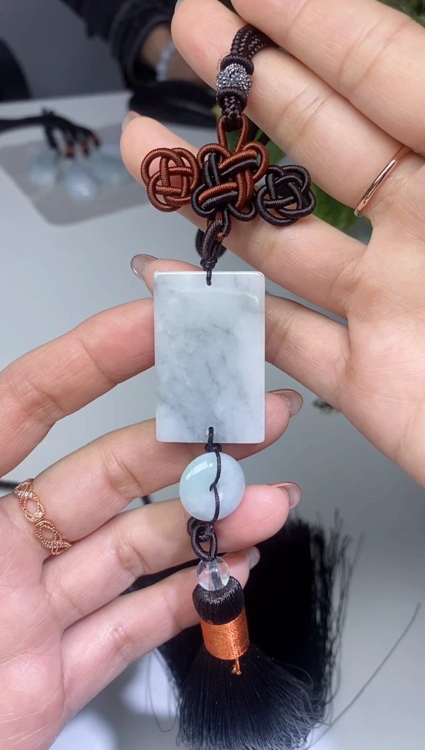 【闪购商品】翡翠吊坠(不含链)未镶嵌天然缅甸翡翠A货随型挂件