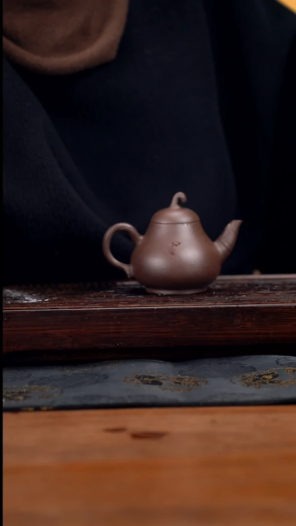 【闪购商品】紫砂茶壶130cc黄龙山原矿紫泥瓜钮17