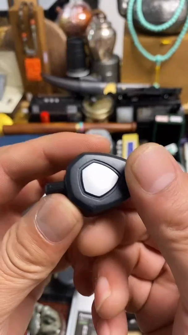 瓷片闪购商品，如图所示