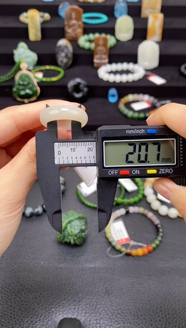 未镶嵌和田玉挂件白玉戒圈