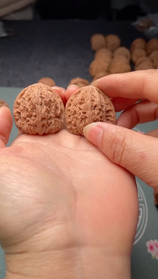 把件文玩核桃w129  密文 35尺