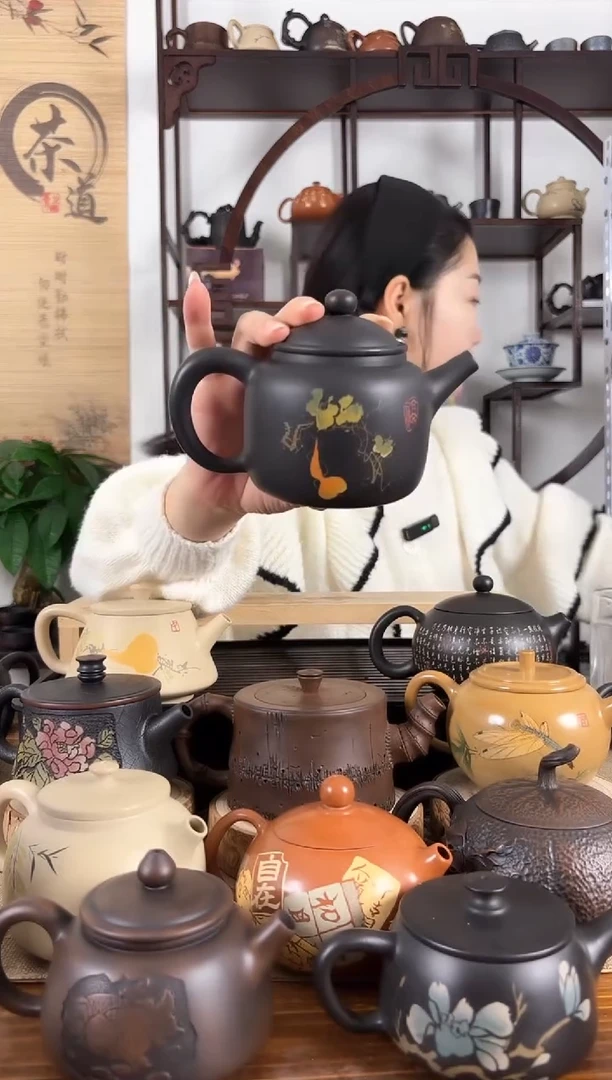 云南建水紫陶茶壶200CC左右