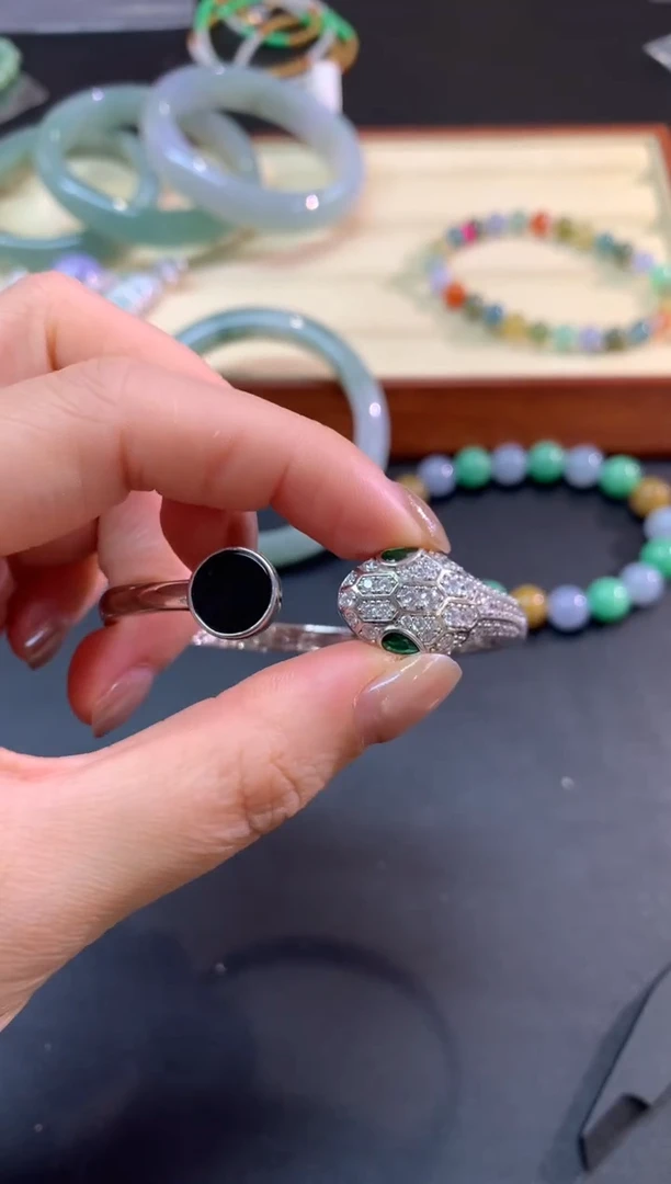 未镶嵌手镯翡翠手镯|350