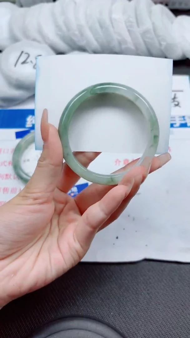 石英质玉手镯未镶嵌A41-56.57