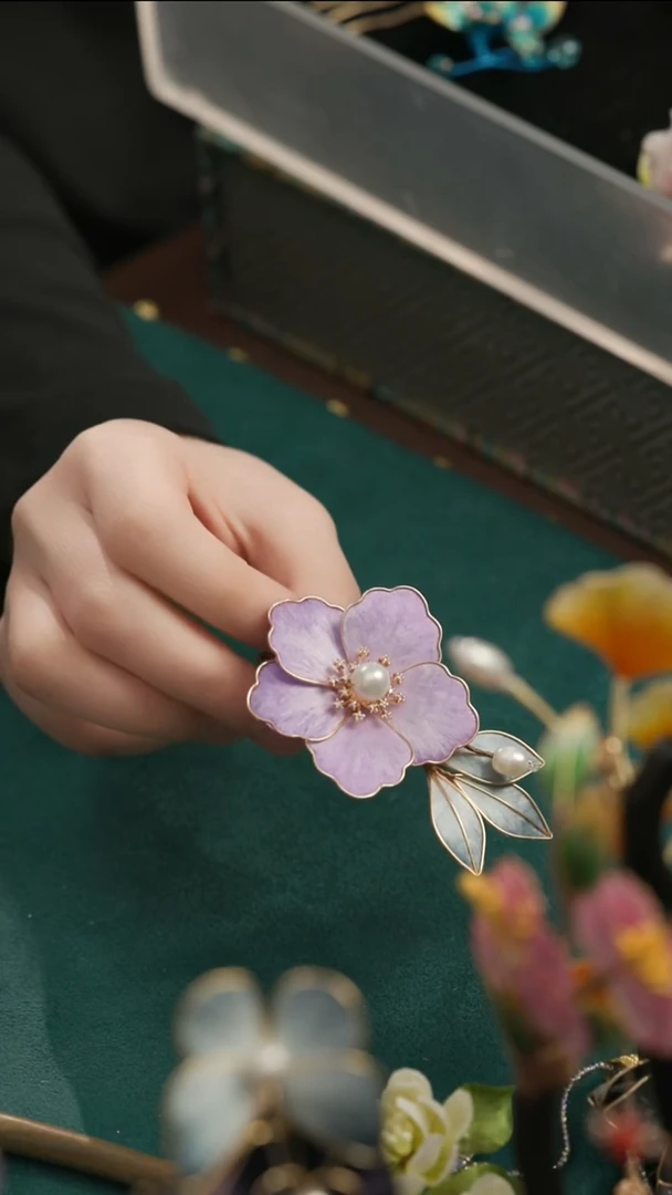 刺绣湘传礼纯手工发夹