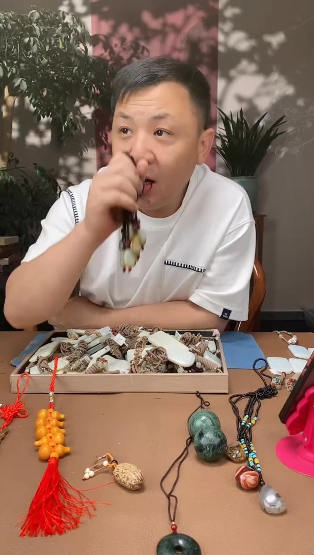 和田玉未镶嵌颈饰q728