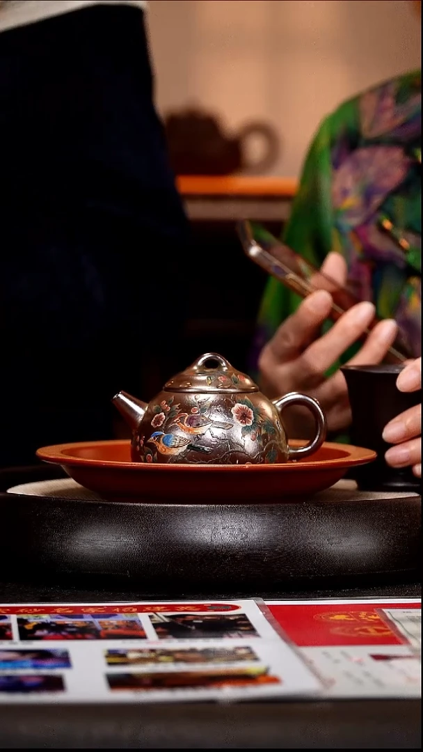 茶壶紫砂YJY16  半瓢     琉璃金砂  200cc