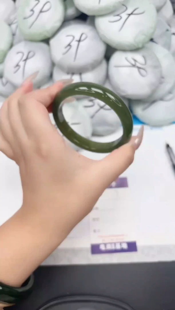 女款工艺手镯7-61.6