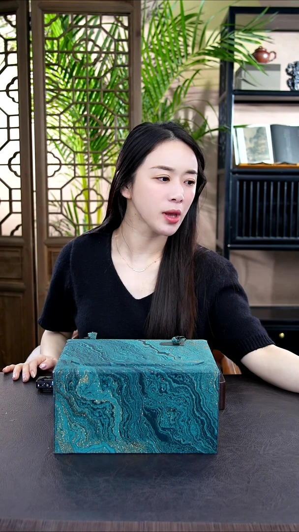 茶壶紫砂11宜兴紫砂壶惊喜万物生