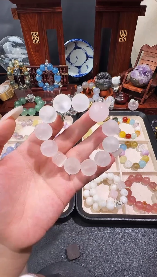 未镶嵌手链水晶依磨砂珠珠