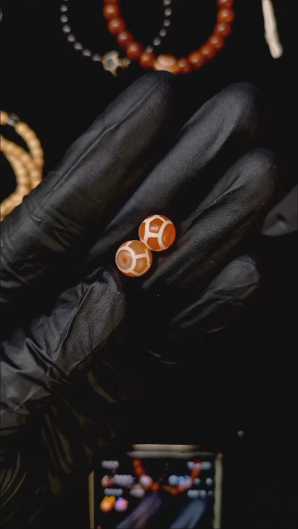 未镶嵌配饰玛瑙/玉髓PYU足球直径10（多样性发其一）