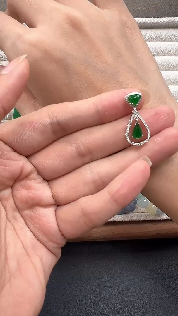翡翠18K金镶嵌吊坠(不含链)缅甸珠宝严选馆LGQ