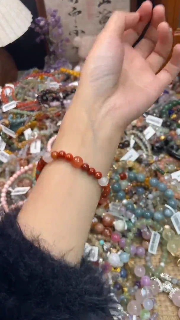 未镶嵌玛瑙手饰457