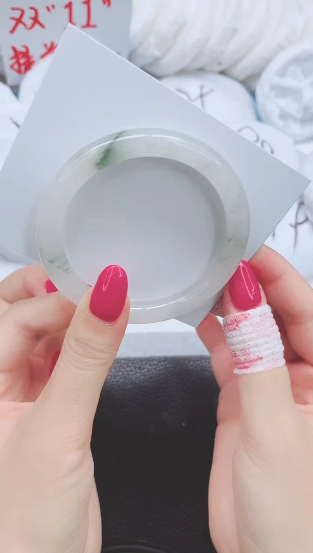 未镶嵌手镯石英质玉66-55.2